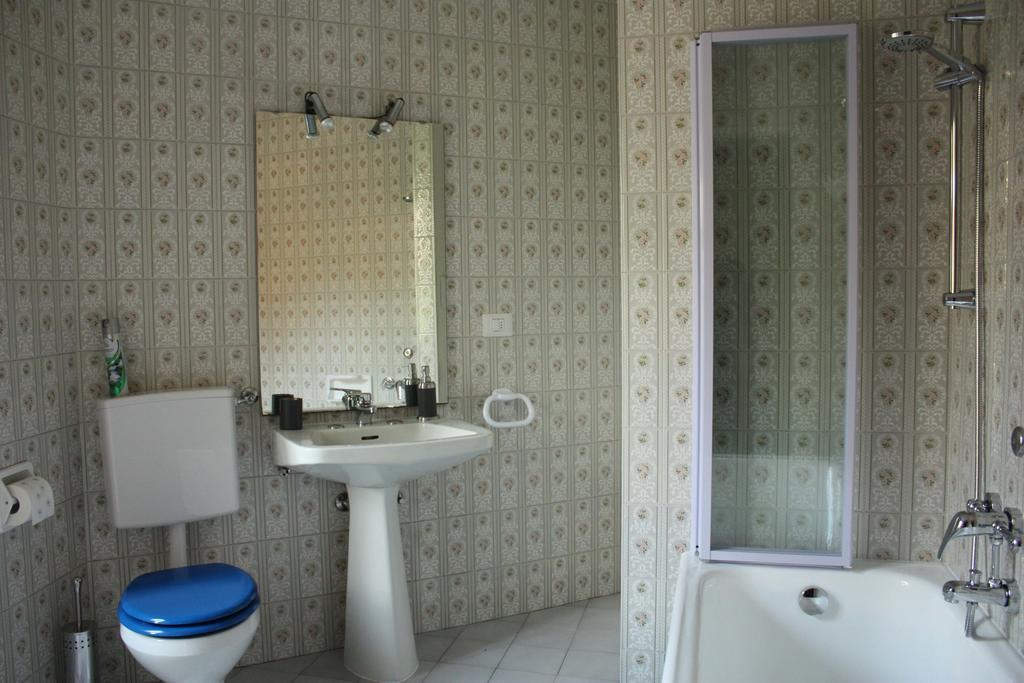 Casa Muffin Apartment Канобио Екстериор снимка