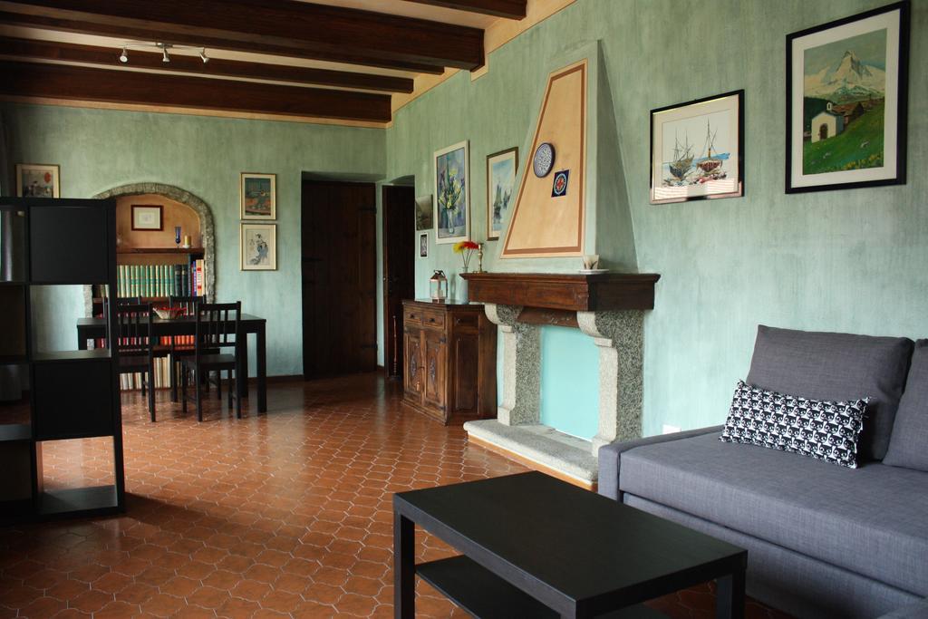 Casa Muffin Apartment Канобио Екстериор снимка