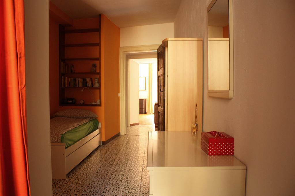 Casa Muffin Apartment Канобио Екстериор снимка