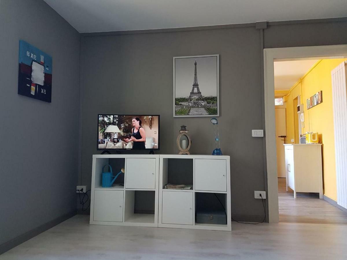 Casa Muffin Apartment Канобио Екстериор снимка