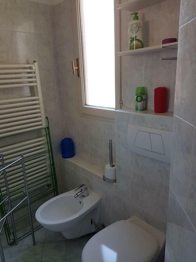 Casa Muffin Apartment Канобио Екстериор снимка