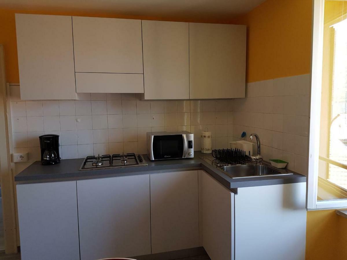 Casa Muffin Apartment Канобио Екстериор снимка